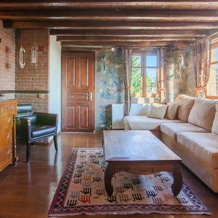 Palaios Agios Athanasios *