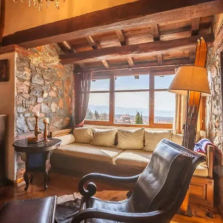 Vila Palaios Agios Athanasios