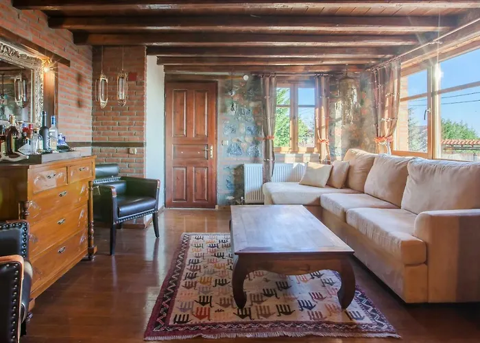 Palaios Agios Athanasios *