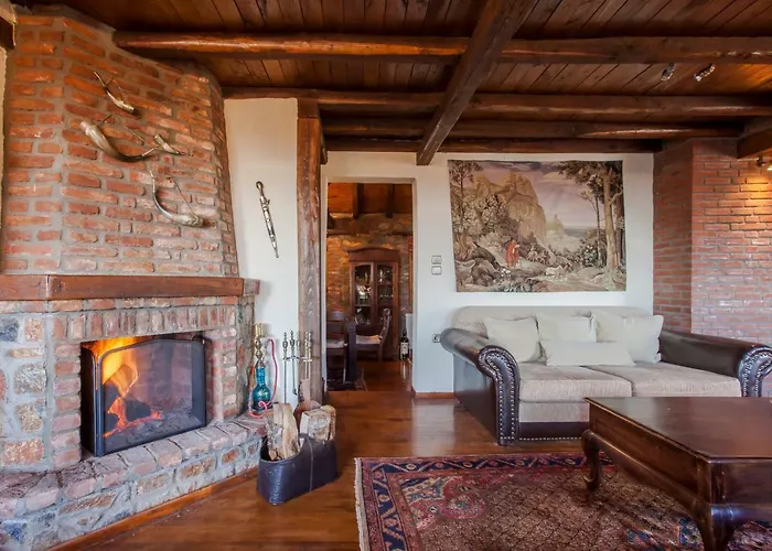 Palaios Agios Athanasios *