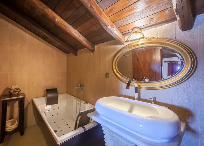 Palaios Agios Athanasios Villa *