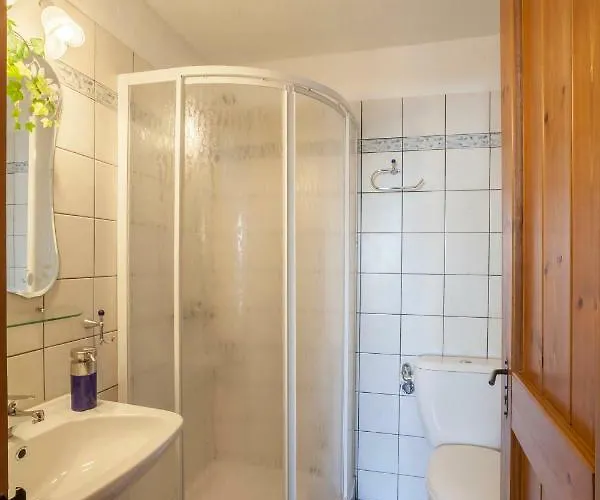 Palaios Agios Athanasios *