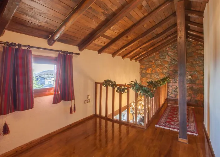 Villa Palaios Agios Athanasios