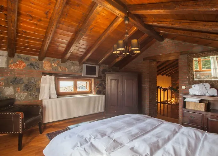 Palaios Agios Athanasios Βίλα